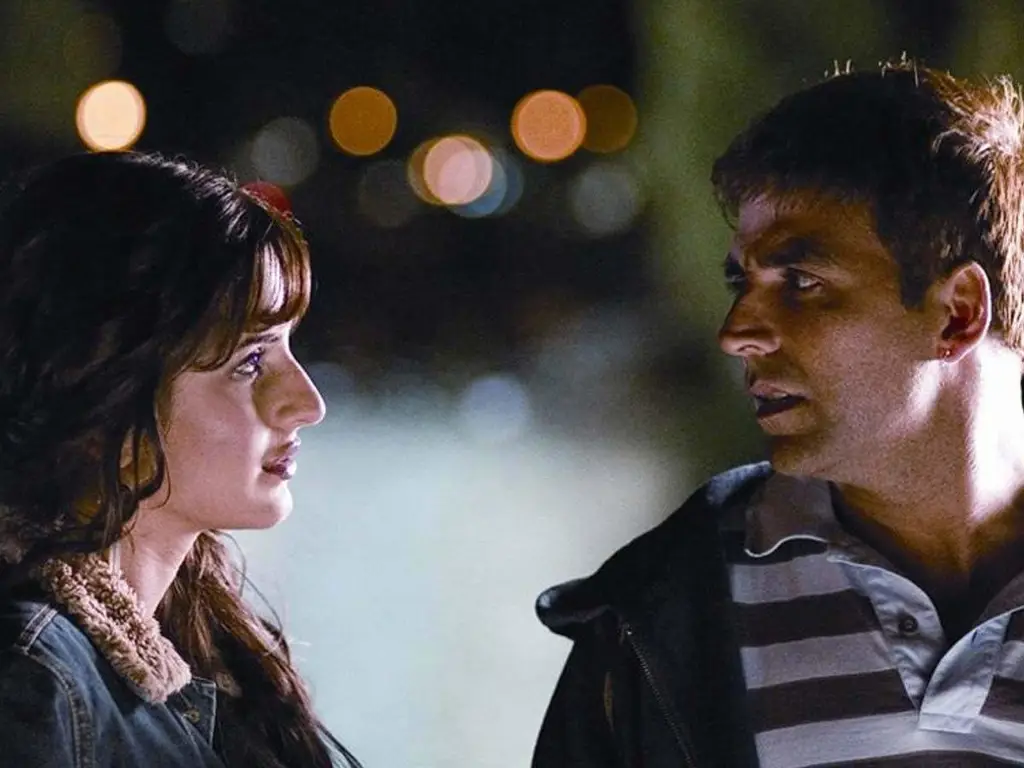 Adegan romantis yang mengharukan dalam film India Adegan romantis dari film Bollywood