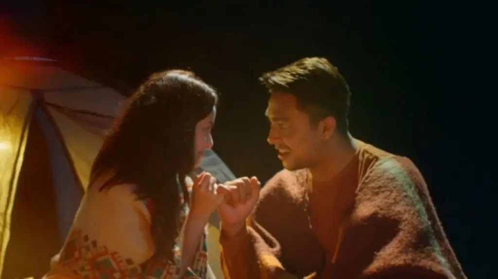 Film Komedi Romantis Indonesia 2015 Adegan romantis dari film komedi romantis Indonesia tahun 2015